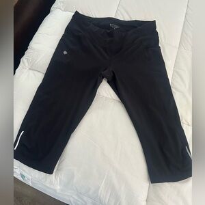 Cropped leggings in a thin mesh fabric